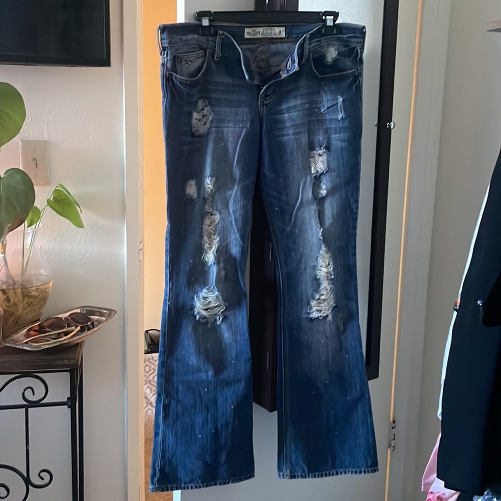 Size 9 Hollister bell bottom jeans
